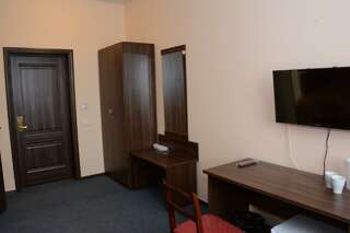 Гостиница Отель19 Мехзавод Номер стандарт с 2 односпальными кроватями-2